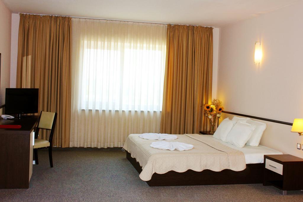Kendros Hotel Plovdiv Quarto foto